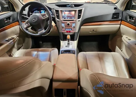 2013 Subaru Outback 2.5I Limited z USA, uszkodzony, nr VIN 4S4BRCLC7D3266752